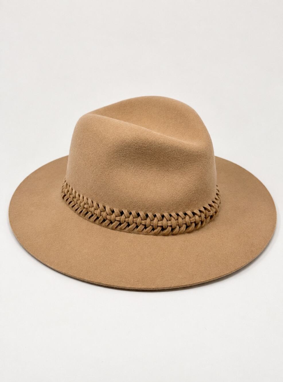Saks Fifth Avenue Camel Brown 100% Wool Felt Fedora Hat Braided Band